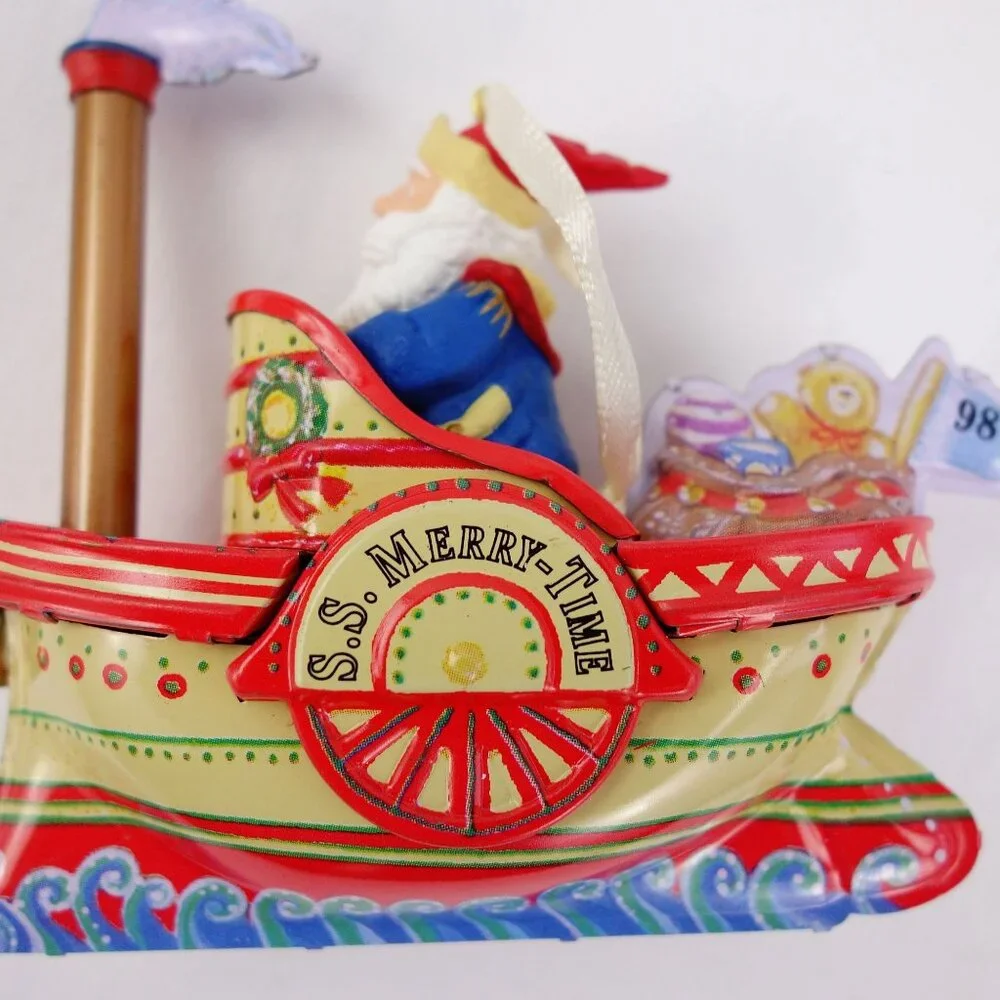 Vintage 1998‎ Hallmark Cruising Into Christmas Santa Tin Steamboat Ornament